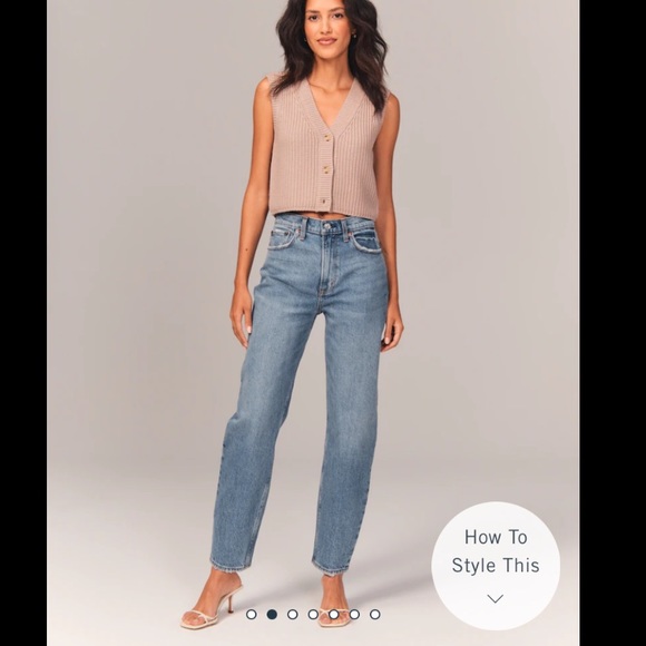 Abercrombie High Rise 80s Mom Jeans - Picture 1 of 3